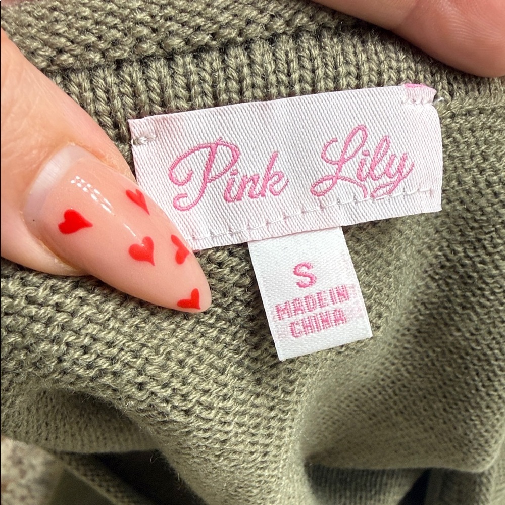 Pink Lily Sweater - Picture 2 of 4